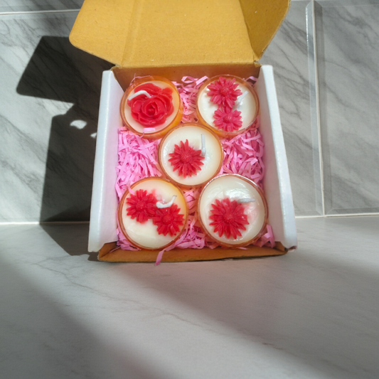 Flower Design Tealight Candles – Festive Gift Combo Online featuring 5 handcrafted soy wax candles with red floral motifs in a gift box.