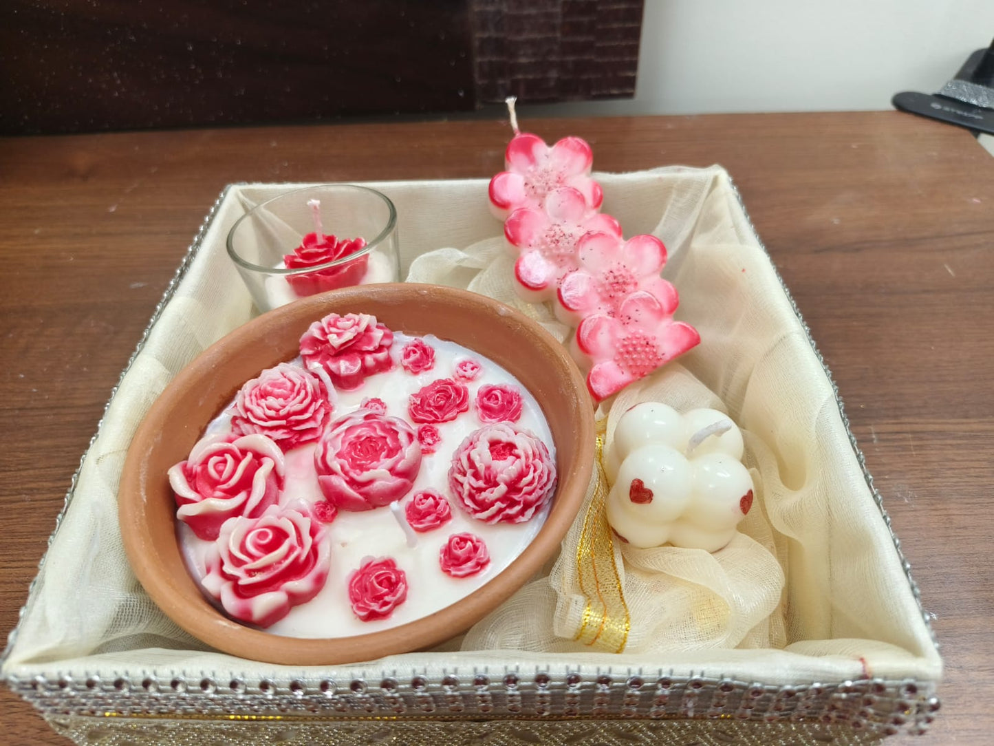 Luxury Flower Soy Wax Candle Gift Hamper – Handmade Home Decor & Gifting - The Ved Aura