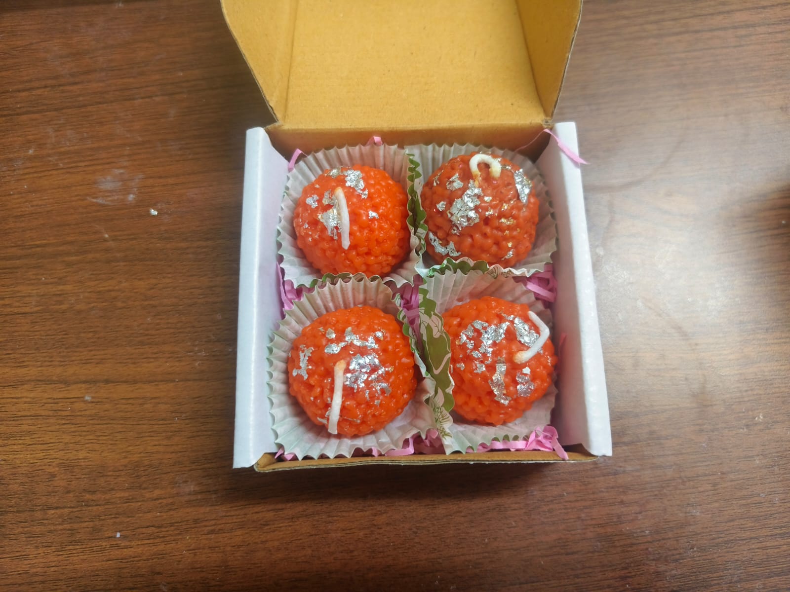 Laddu Candle Gift Combo | Jasmine Scented Festive Set - The Ved Aura